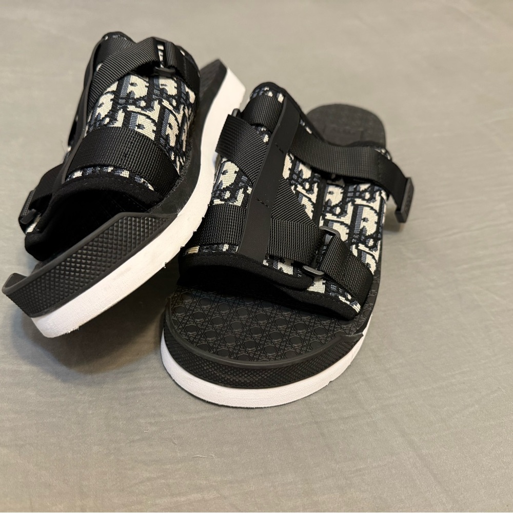 Dior Monogram Black and White Sandals - Picture 2 of 6